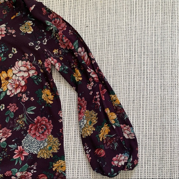 FAITH AND JOY blouse - Picture 3 of 4